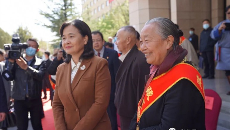 傳承精華，讓藏醫(yī)藥造福人民健康安全！